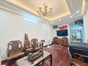 thái thịnh 1 đống đa 51m2, kinh doanh sầm uất, phân lô thang máy, gara ô tô