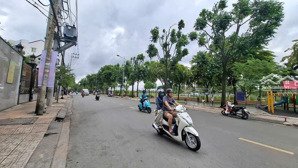 căn nhà 4 lầu hẻm 2 xe hơi đường xô viết nghệ tĩnh gần công viên bờ sông sài gòn, bán 11 tỷ hơn