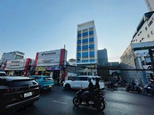 bán toà building 2mt đường đinh bộ lĩnh, phường 14 , bình thạnh. gía 79 tỷ- lh 