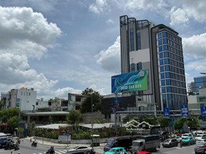 bán tòa nhà góc 2 mặt tiền 30 nguyễn văn trỗi - huỳnh văn bánh, p17 q. phú nhuận