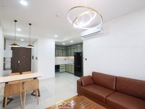 bán căn hộ thế kỷ 21, dt : 75m2, 2pn, ban công, có sổ hồng