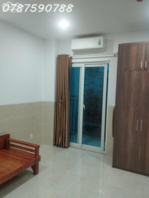 Cho thuê phòng trọ view đẹp tại Tôn Thất Thuyết, Q4, HCM, DT 20m2, giá 4tr/tháng