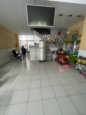 nhà mtkd ngay chợ, chung cư thái sơn dt 6x18m + vỉa hẻ 6m nhà 3.5 tấm giá thuê chỉ 15tr/th