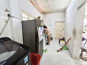 bán nhà to , giá nhỏ nhoi , bình trị đông , btđ , bình tân