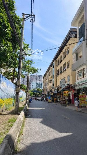 bán gấp nhà 5 tầng phân lô ô tô tránh xala, đối diện viện 103, giáp khu đô thị xala, chỉ 6 tỷ 5.