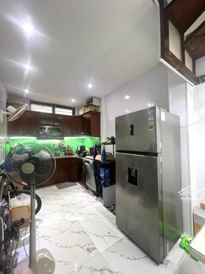 nhà ngõ 87 lê thanh nghị 5 tầng đẹp, gần đại học, phù hợp vửa ở vừa cho thuê