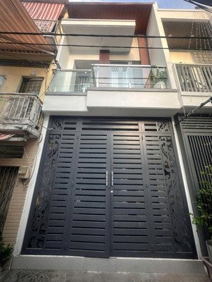 bán nhà hẻm 4m hậu giang, nhà đẹp, 1 lầu 2 phòng ngủ