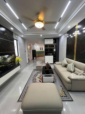bán nhà khương trung 40m², gần ô tô, xây mới giá 7.85 tỷ