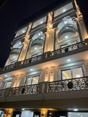 tư đình long biên - 46m 6t thang máy mt 5.1m - mặt ngõ thông ô tô tránh - kinh doanh - lô góc