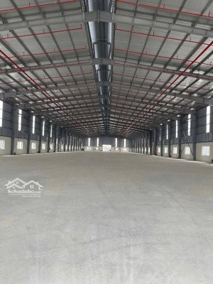 cho thuê 3000m2 kho mới xây kcn long thành, đồng nai