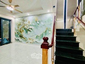 nhà mới, đẹp 3 tầng - hẻm ôtô - 6 phòng ngủ - 64m2 - phạm hùng phường 4 - quận 8