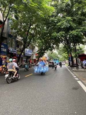 bán nhà mặt phố lạc trung, giá cực chất 28,9 tỷ, 46m2, hàng hiếm tại hà nội