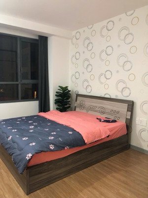 nhà đẹp q4 - cho thuê q4 -cc gold view căn 2pn giá chỉ 15tr ở ngay - đủ nội thất lh:0779072306