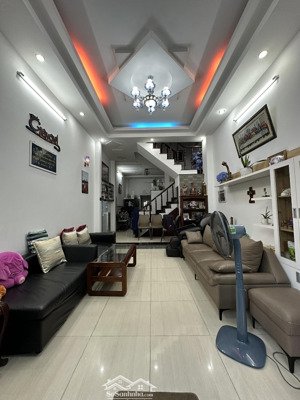 bán nhà 2 lầu giá 7,2 tỷ phường bình trưng tp hcm