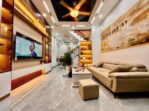 bán nhà hoàng mai 42m2, 5pn, mặt tiền 3.8m, chính chủ, ngõ 3 gác phóng, full nội thất mót bán 7 tỷ