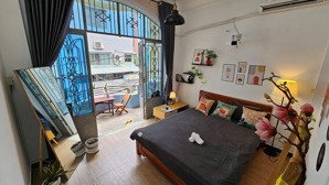 căn hộ full nội thất ban công thoáng mát cửu long , gần sân bay , decor xinh xắn