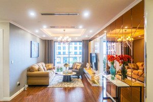 chỉ hơn 60tr/m2 có ngay căn hộ 3pn, 2vs căn góc tại ngã tư trung kính. tầng trung, bc đông nam