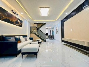 quá đẹp! pháo đài láng, đại học ngoại thương, 35m ra ô tô, lô góc 2 thoáng, sân xe riêng, 40m2*5t