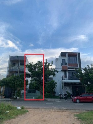 bán lô diên hồng, gần trục 29/3 tiện kinh doanh, hướng đông bắc giá 6ty350 lh 