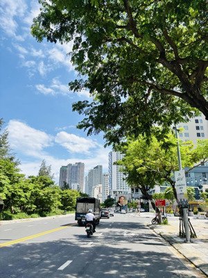 đất xây boutique 1000m2 mặt biển hoàng sa giá đầu tư chỉ 150tr/m2, lh0905001634