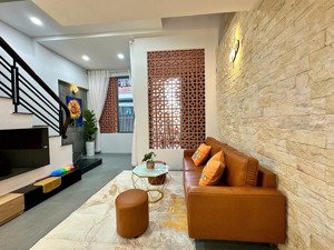 bán nhà hẻm đường tháp bà, ngay trung tâm phố biển nha trang