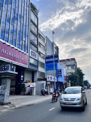 bán toà nhà văn phòng cộng hoà, tân bình, 1 hầm, 7 tầng, dtsd 1317m2, 4.6x39m, giá tốt 50 tỷ