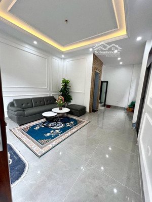 nhà phú diễn 6 tầng thang máy 36m - mt 4.3m- ngõ rộng -giá 8.4tỷ