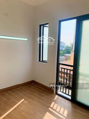 chủ gửi bán chdv đường dương quảng hàm, 6 tầng, 21 phòng, hđ khoán 40tr/tháng, giá 16.9 tỷ tl nhẹ