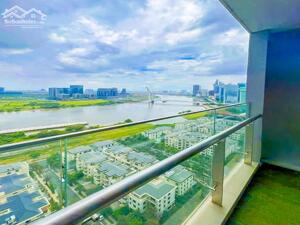 Bán Căn hộ tại Vinhomes Golden River Quận 1 tầng cao thuộc tháp Lux6 gồm 3 phòng ngủ diện tích 121m2