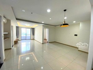 gấp. bán gấp căn hộ scenic valley 1, 117m2, 3pn, view hồ bơi như hình, có ô xe, giá 9,750 tỷ