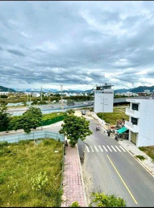 bán đất đã có sổ đỏ, xây tự do, mặt tiền đường 13, khu đô thị hà quang 2, nha trang, khánh hòa