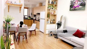 chủ nhà gửi bán căn 2 ngủ đẹp nhất tòa the pride, 73m2, đầy đủ nội thất, sđcc, có thể ở luôn