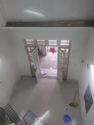 cho thuê nhà 125m gần trường c1.c2.c3 tân bình dĩ an 5tr/1th.3p ngủ 2wc