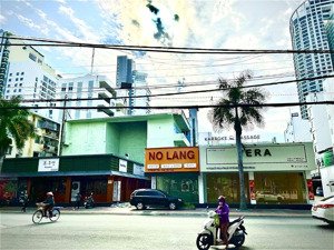 chính chủ cho thuê kiot ngay ks quốc tế nguyễn thiện thuật, lộc thọ, nha trang dt 58.5m2