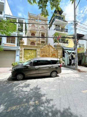 biệt thự phố phan văn trị gò vấp 8x25m, 2 mt, hầm, 7 tầng, thang máy dát vàng, 12 phòng, chỉ 37 tỷ