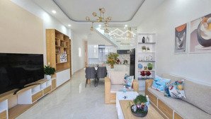 bán nhà đẹp góc 2 mặt tiền dt 101,4m2 đường chí linh nha trang, đầy đủ nội thất cao cấp, giá 6,9ty