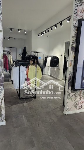 cho thuê nhà mặt phố tràng tiền, diện tích 150m2, mặt tiền 7.5m, giá cực chất uy tín