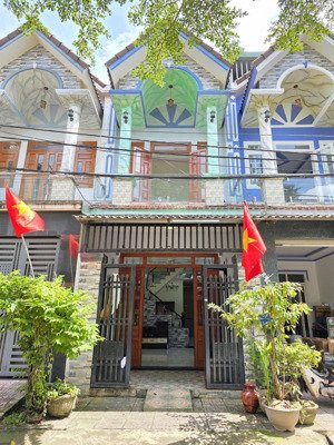 bán nhà trệt lầu, đường ô tô 72m2 full thổ cư, gần vòng xoay an phú