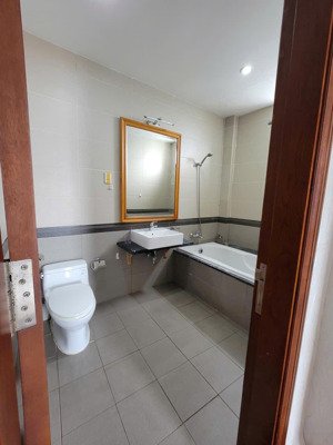 cho thuê ch 3pn, 2wc, 107m2, giá 17 triệu tại him lam riverside, q7, hcm, view đẹp, chính chủ