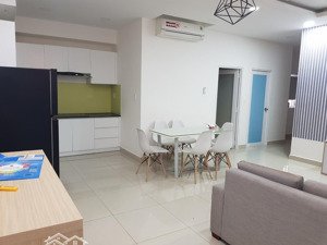 cho thuê căn hộ oriental plaza, 2pn, 81m2, full nội thất, giá 10 triệu/tháng.