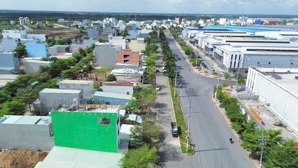 bán gấp trong tuần lô 114m2, kcn tân đức, giá full thổ 1ty710 triệu