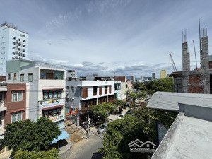 chủ gửi bán nhà 3 tầng 3 mê đường 10m5 nguyễn tri phương gần sân bay và cầu rồng