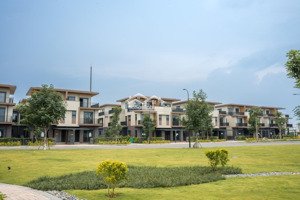 giỏ hàng 19 căn mua trực tiếp chủ đầu , ưu đãi chiết khấu 17%, bank 65%, hỗ trợ lãi xuất 26 tháng .