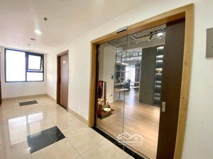 chính chủ cần bán căn hộ chung cư 897 giải phóng 62m , giá 3ty8.