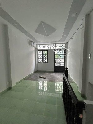 hxh lê văn sỹ thông đặng văn ngữ, chỉ nhỉnh 3 tỷ