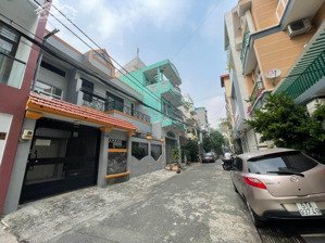 bán nhà hxh thăng long , 4.3m x 16m, giá 11 tỷ, vị trí đẹp ngay cộng hòa, khu an ninh