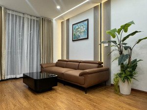 bán căn hộ đẹp, 60m2, 2pn, 2wc, hơn 6 tỷ, tại dịch vọng, cầu giấy, hà nội