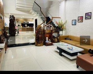 giảm 1 tỷ cho nhà 3 tầng mặt tiền kinh doanh huỳnh ngọc huệ giá ban đầu 10 tỷ giá mới 8 tỷ 9