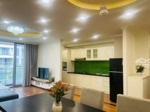 bán căn hộ chung cư green valley , diện tích 118m2, giá 9.5 tỷ, nội thất đầy đủ, xem nhà dễ.