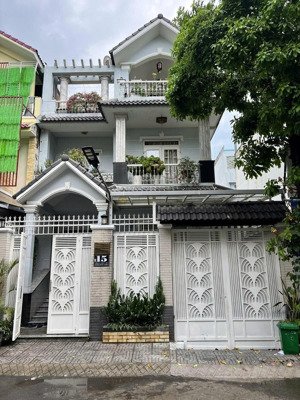 villa biệt thự ngay công viên cao đức lân, an phú an khánh, q2, ngang 8m x20m vuông vức nhà đẹp